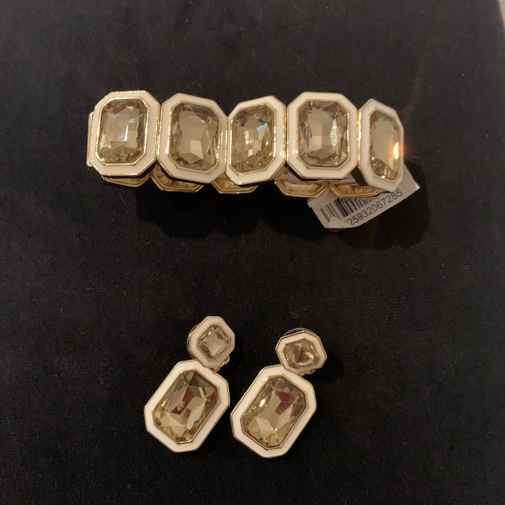 Macy’s Gold/cream Stone Bracelet & Earring Set - NWT